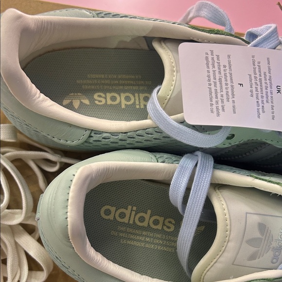 Adidas OG Samba Sage green with gum bottom Men 8 Women’s 9.5 - Picture 6 of 8